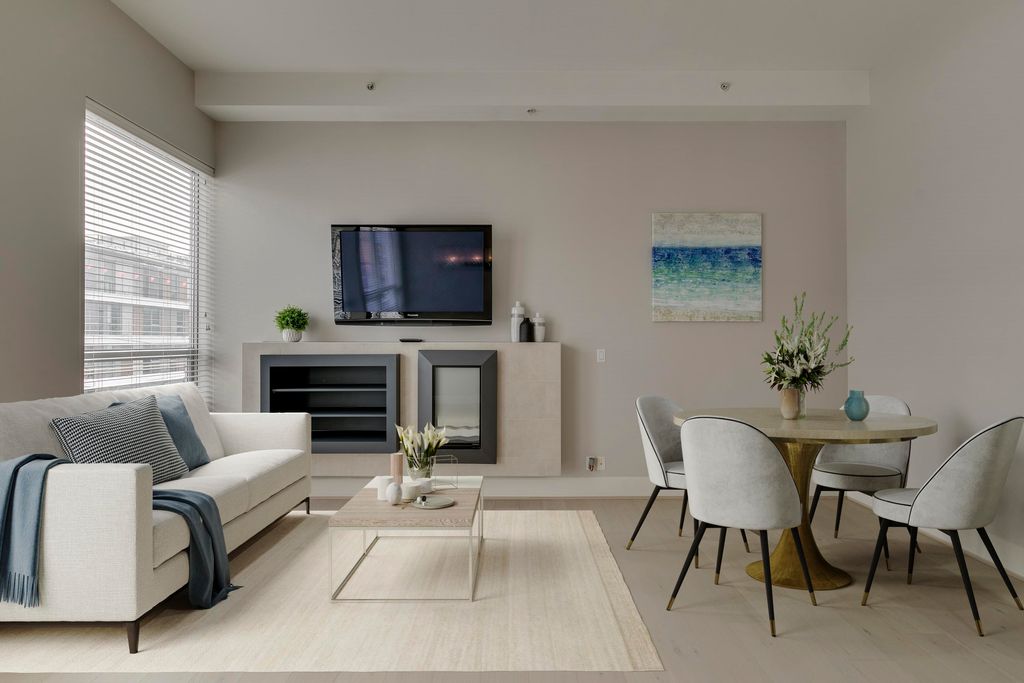 listing image 1105408340337867478