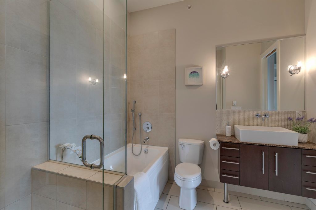 listing image 1107601606914291857