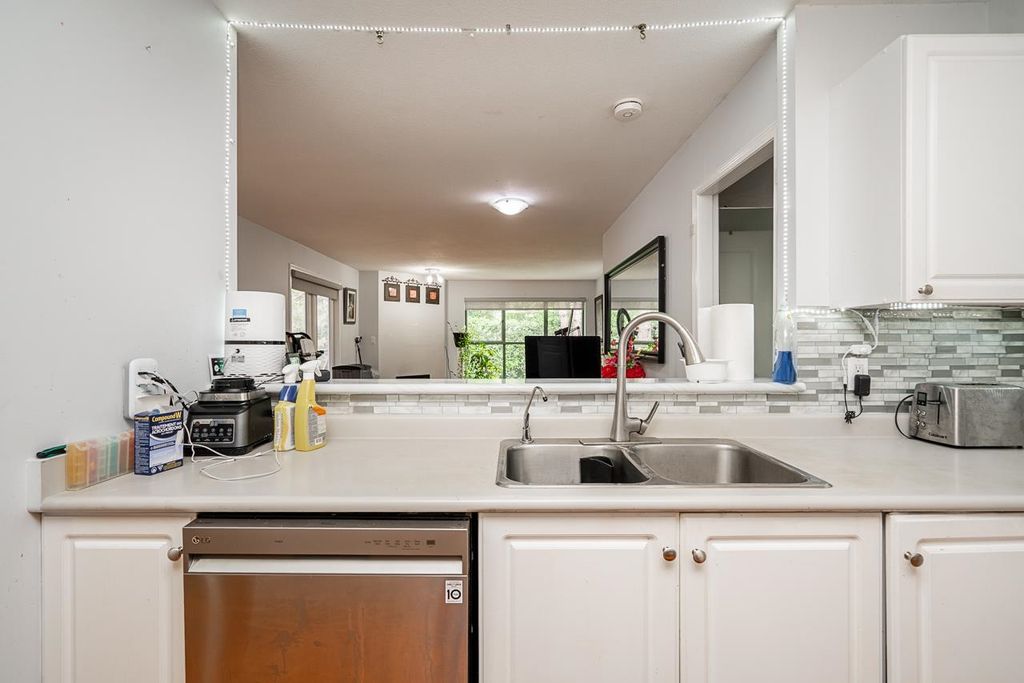 listing image 1102324332946162699