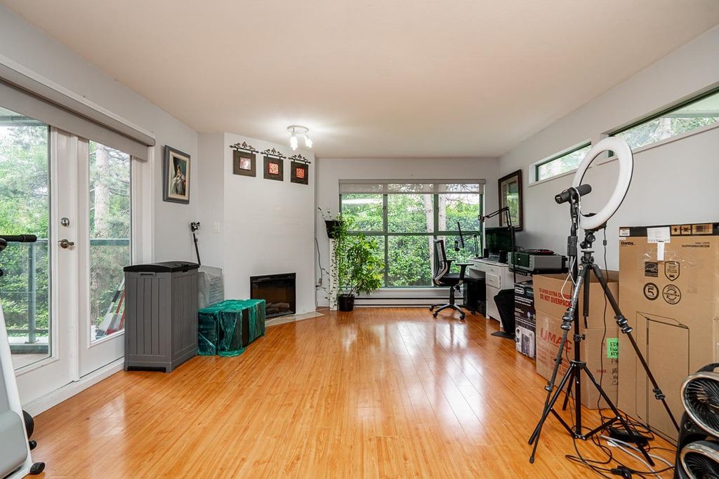 listing image 1109419871028744751