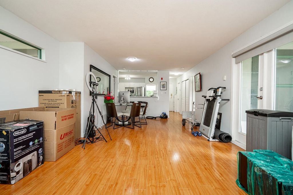 listing image 1103226017997622805
