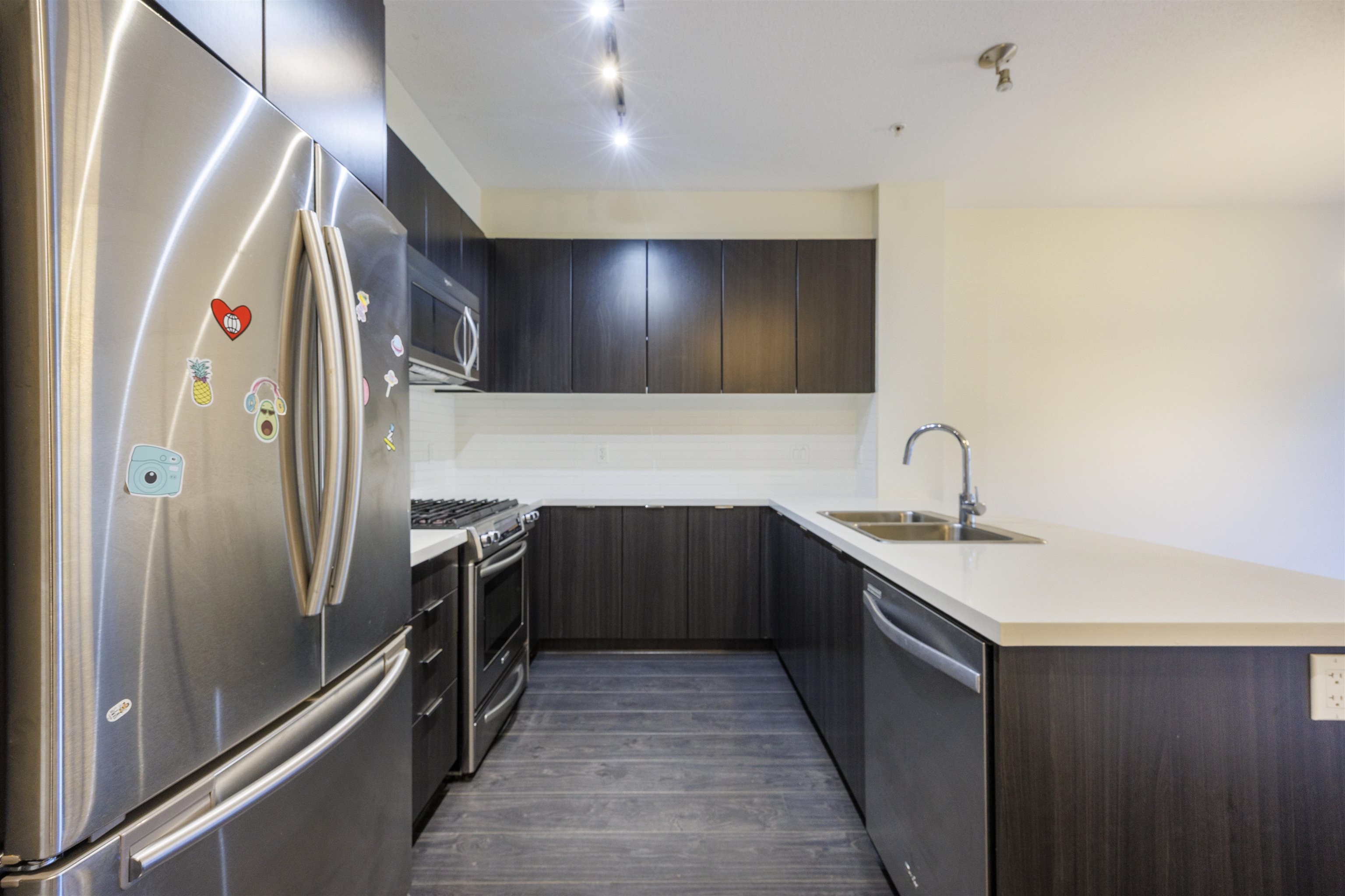 3107 Windsor Gate 213