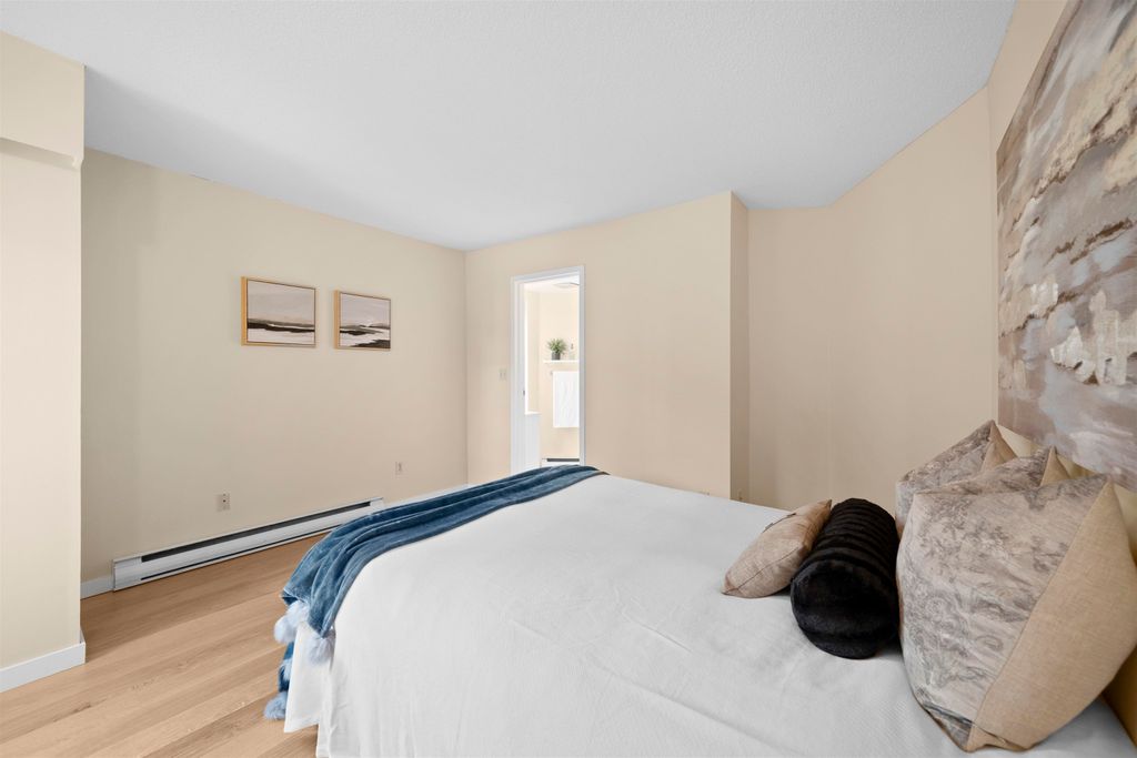 listing image 1107963646054543556