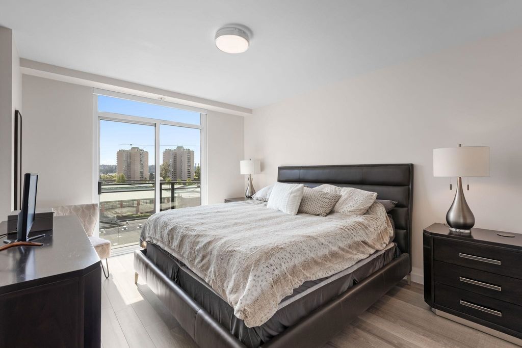 listing image 1100871480464548519