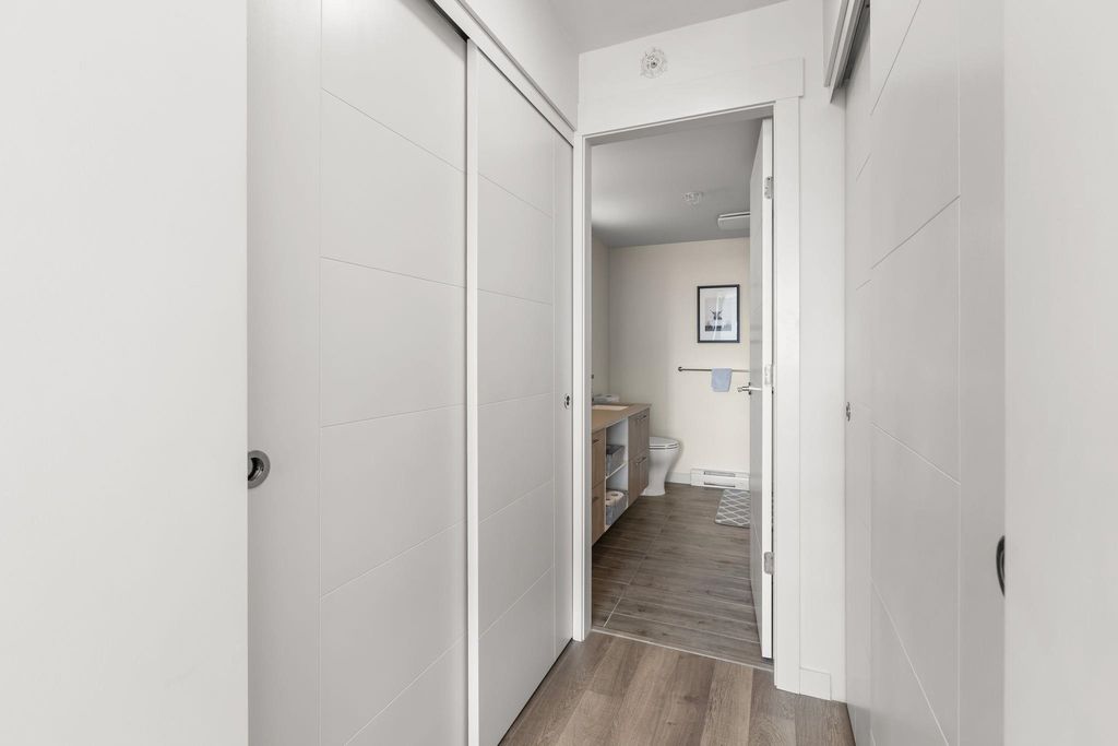 listing image 1103362042270950525