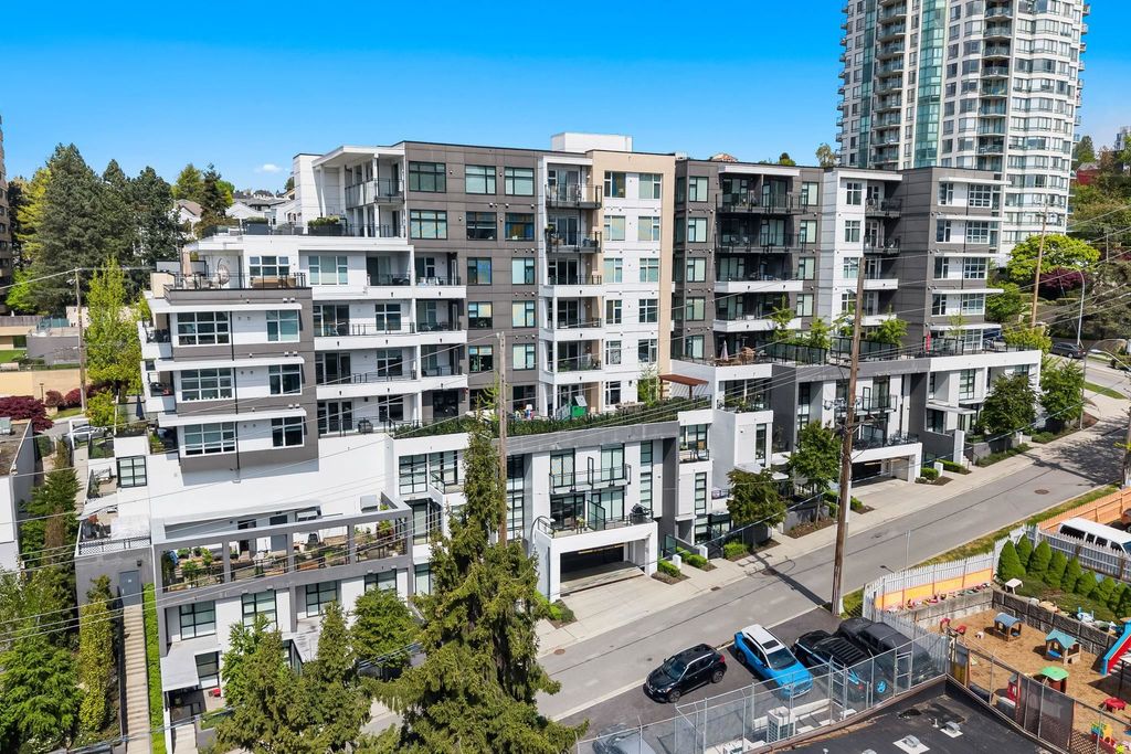 listing image 1106713426612974121