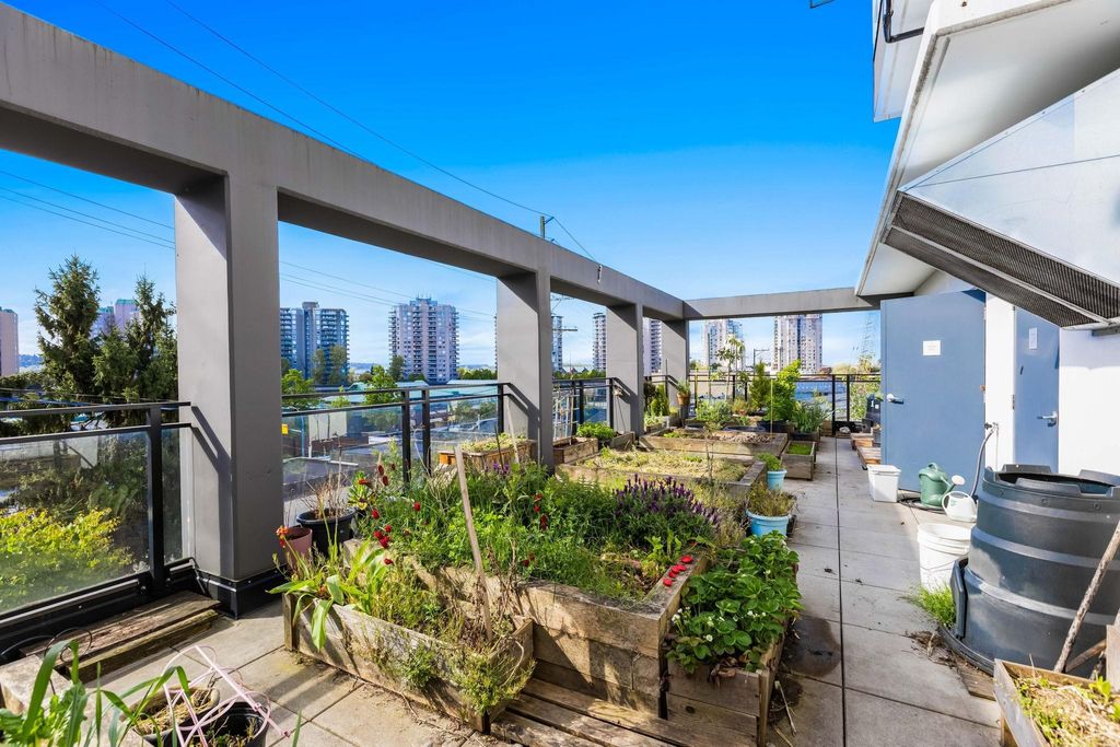listing image 1106081425932620710