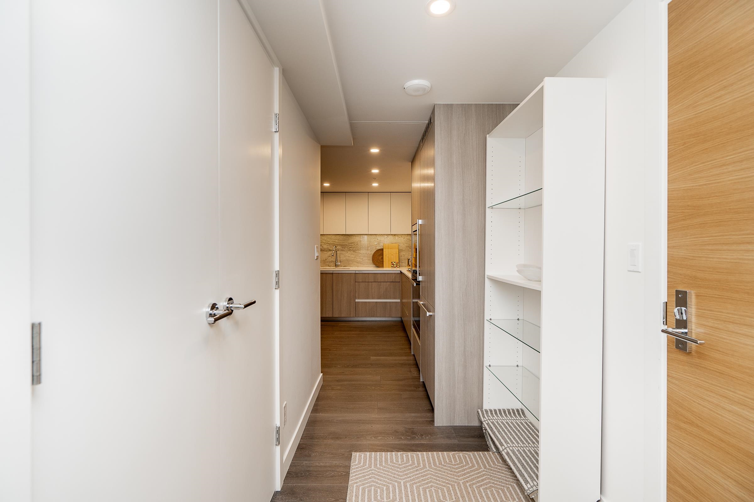 6633 Buswell Street 403