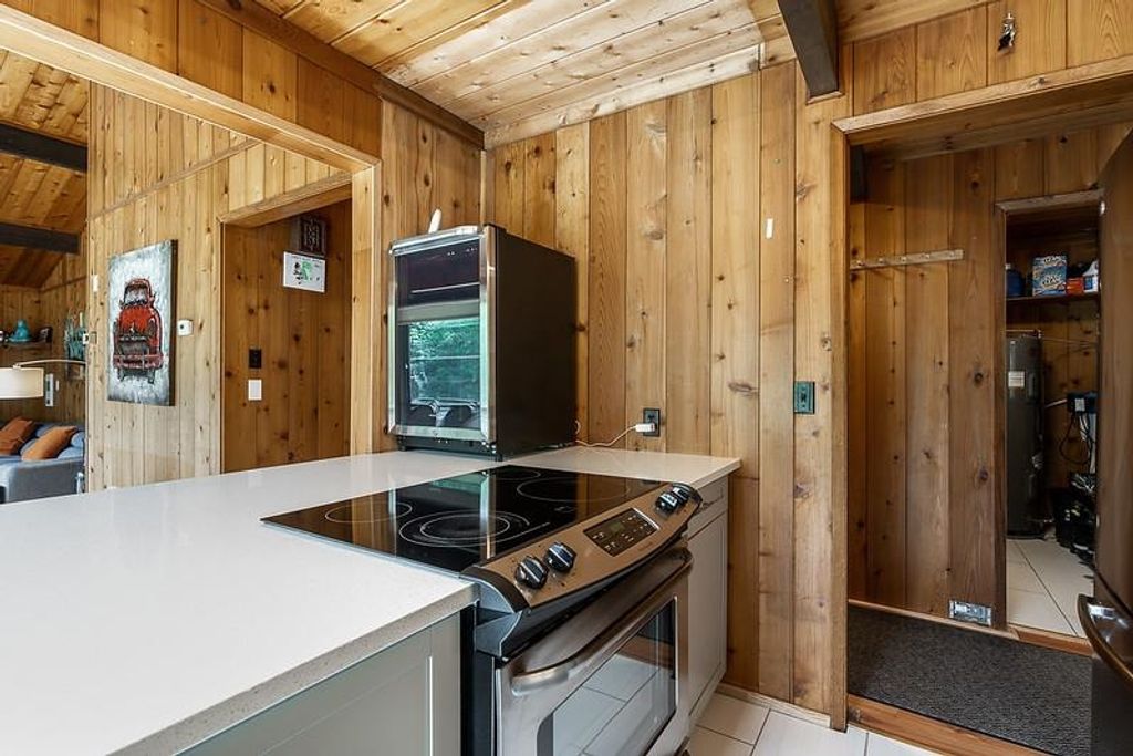 listing image 1107519401853595748