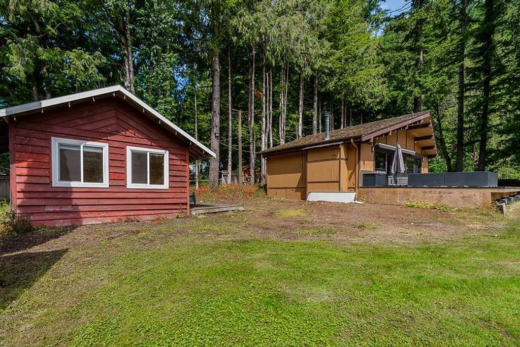 listing image 1103460819442352385