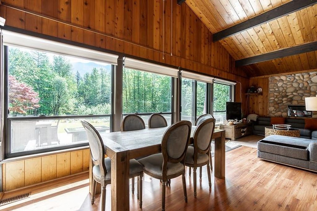 listing image 1100919020412899084