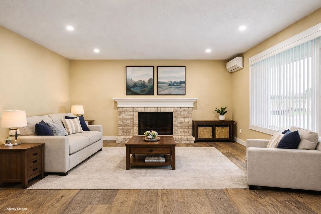 Photo of 45135 Deans Avenue, Chilliwack, BC V2P 6V7 (MLS # R3101675)