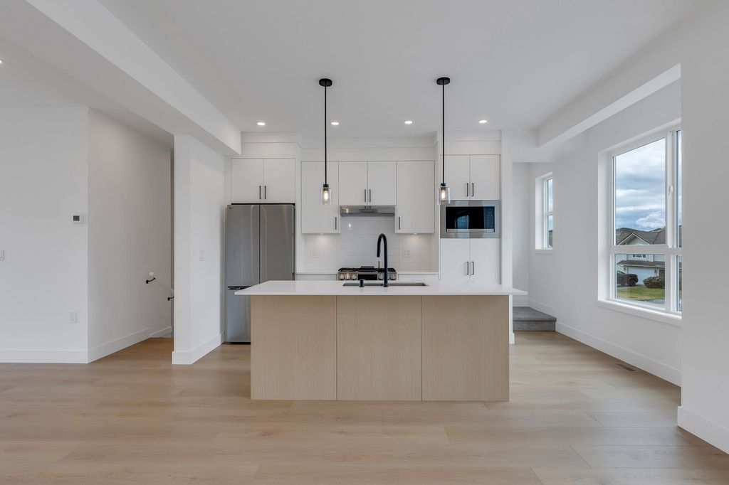 Photo of 30501 Robin Drive #22, Abbotsford, BC V2T 0M5 (MLS # R3138885)