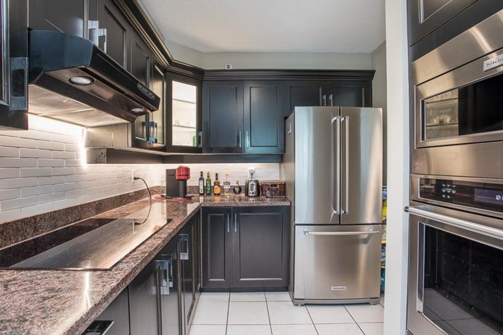 listing image 1102636295958752291