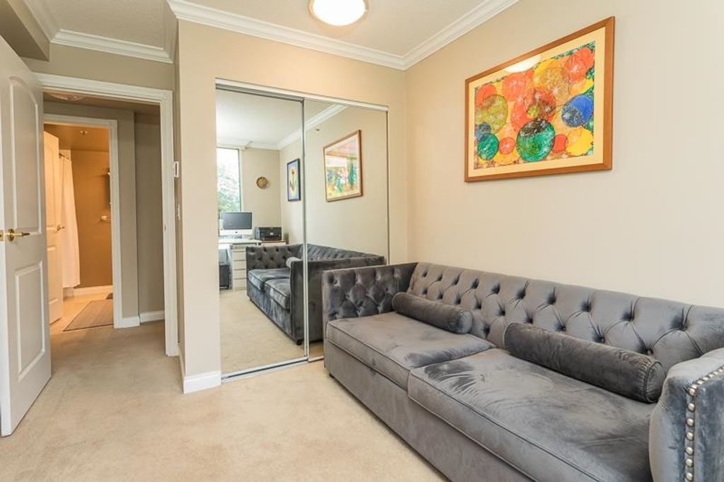 listing image 1109771735473319639
