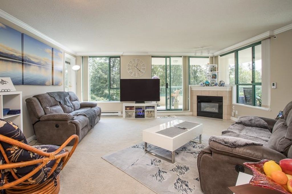 listing image 1105643513236379734
