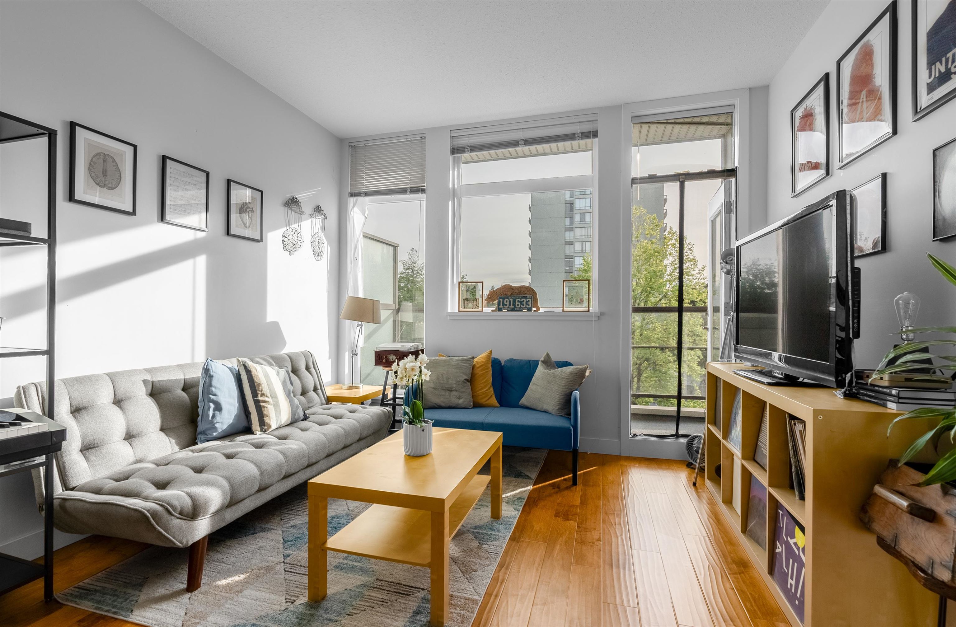 5692 Kings Road 409