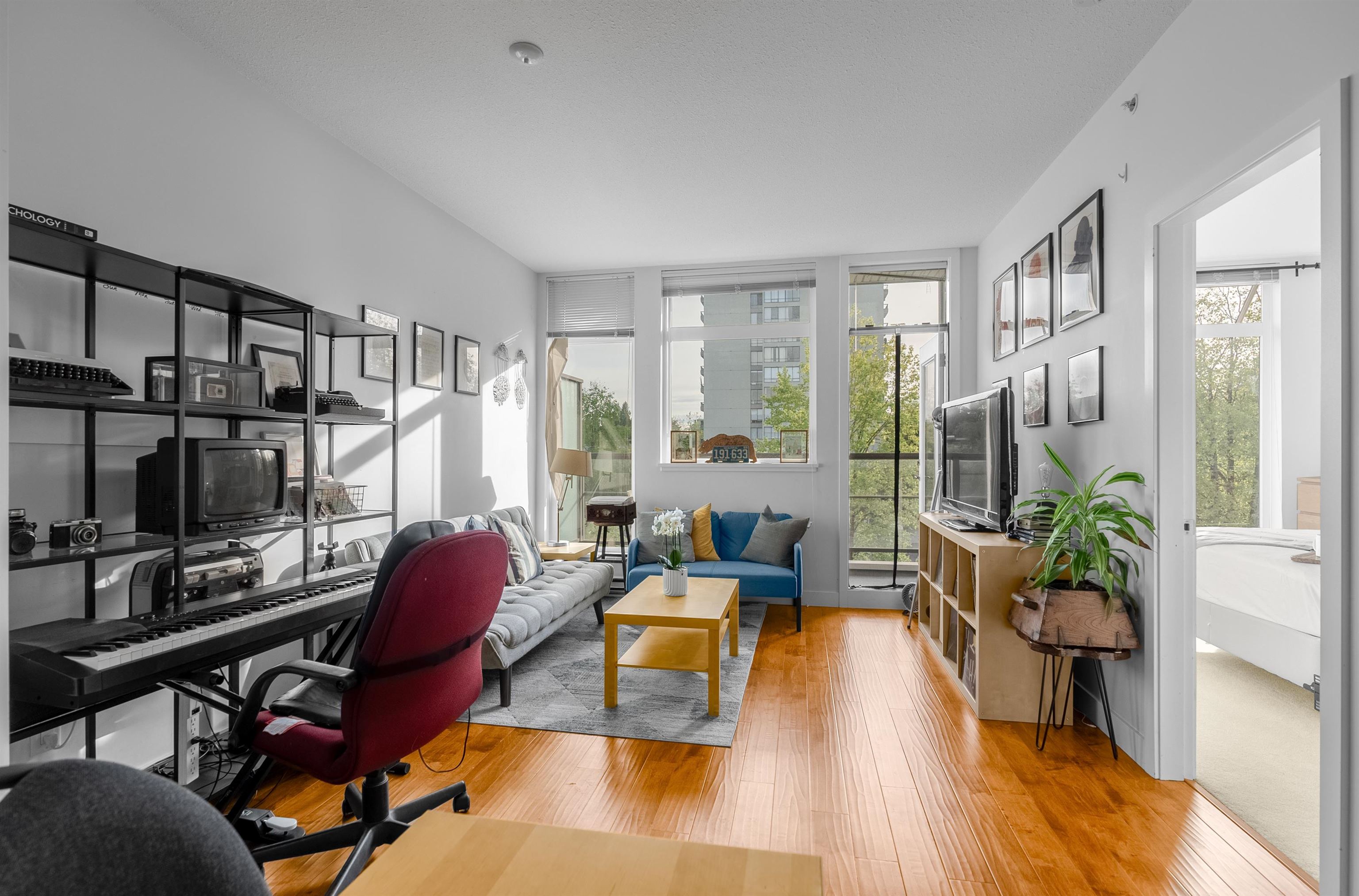 5692 Kings Road 409