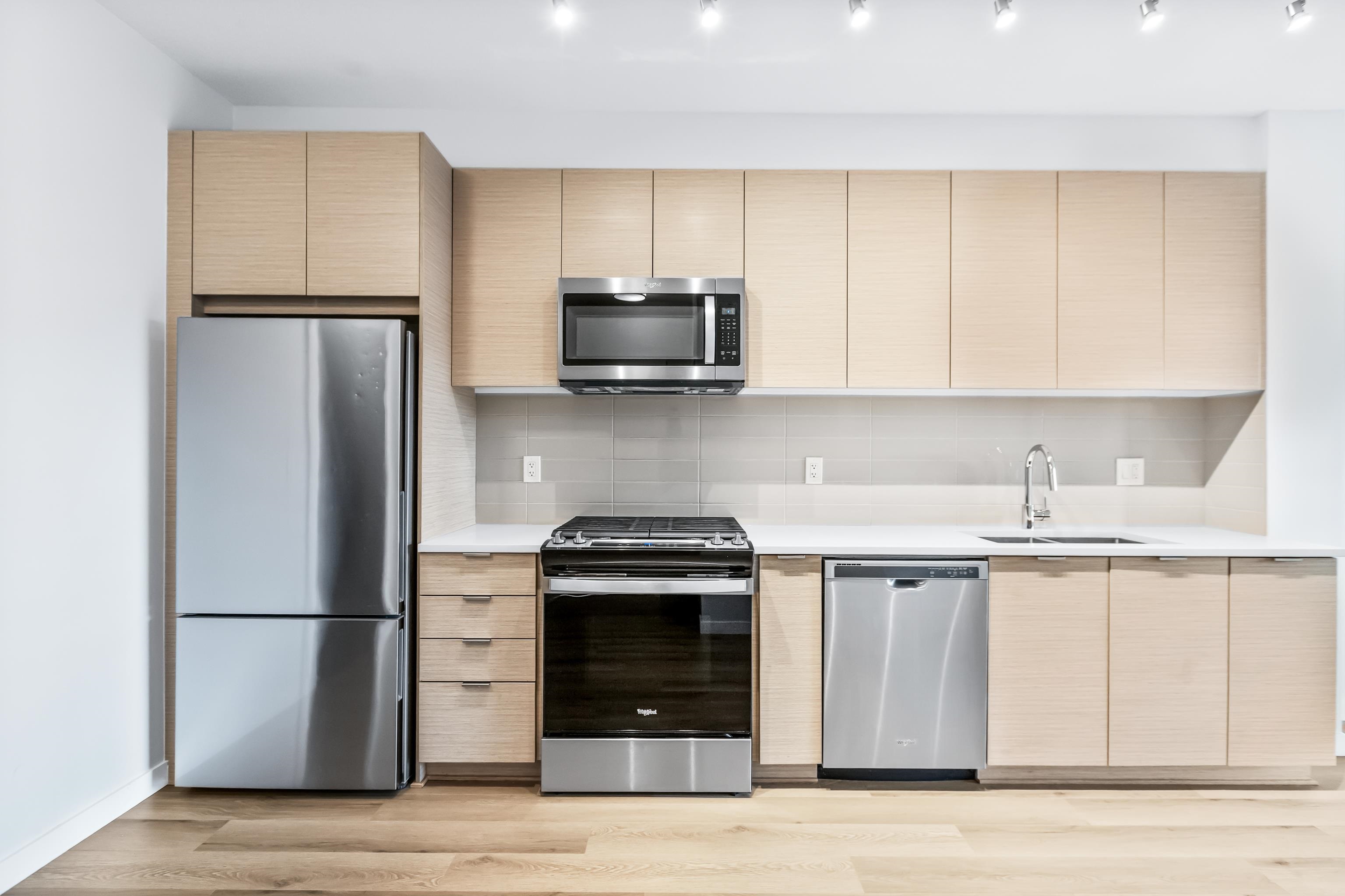 8150 207 Street B319