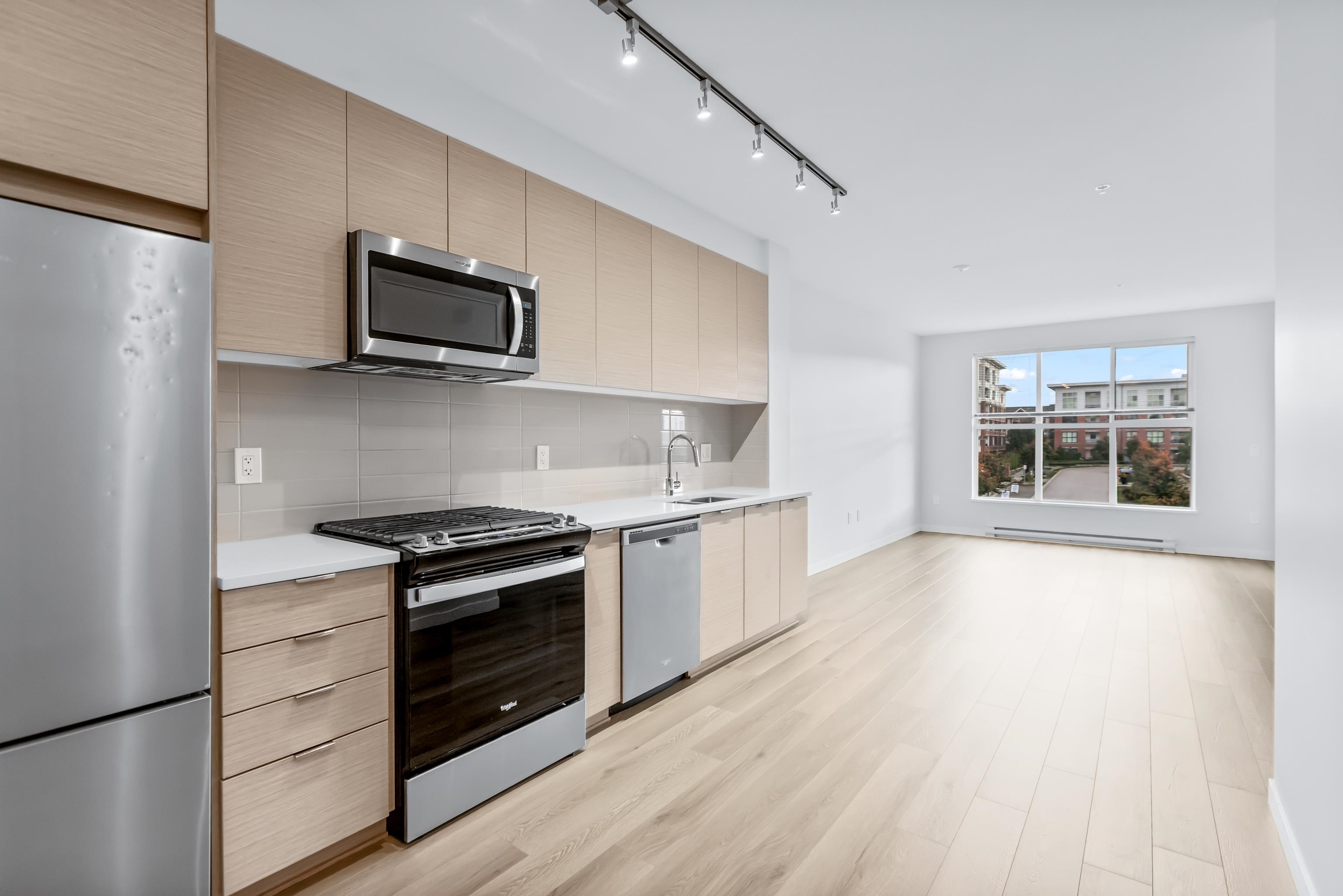 8150 207 Street B319