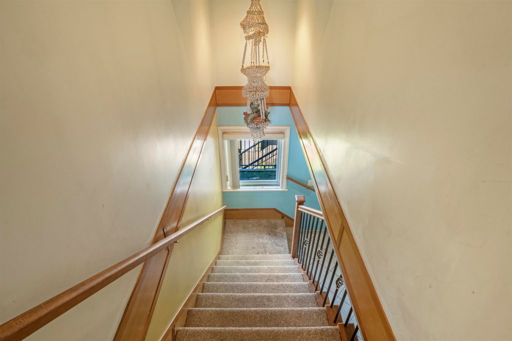 listing image 1105346140911613490