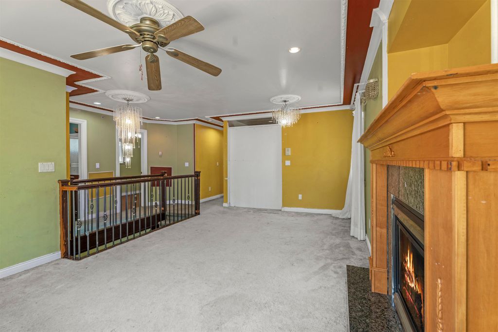 listing image 1104669686957862377