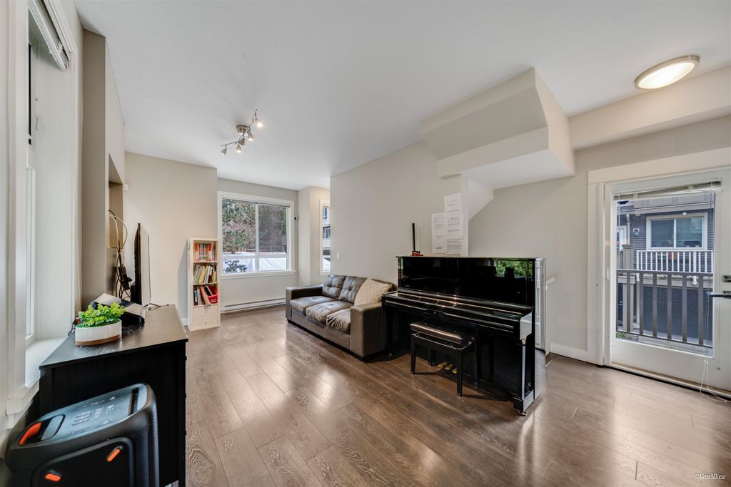 listing image 1102067402243961221
