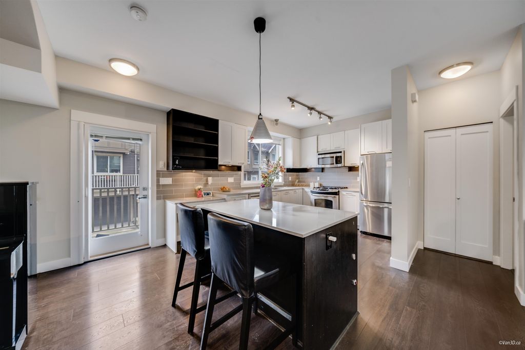 listing image 1103540318449285421