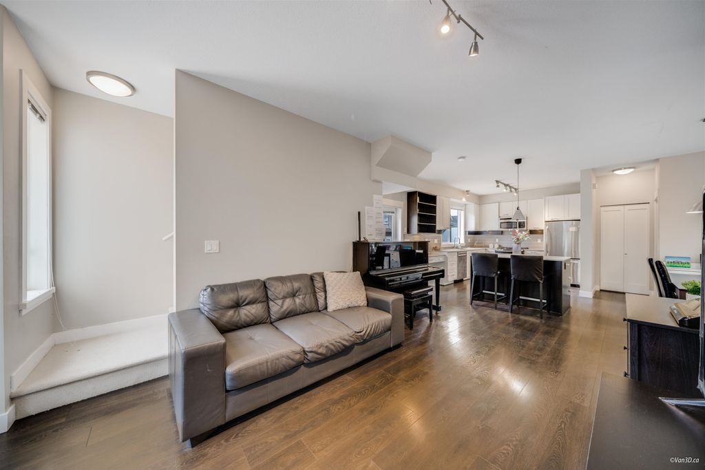 listing image 1101504108248152745