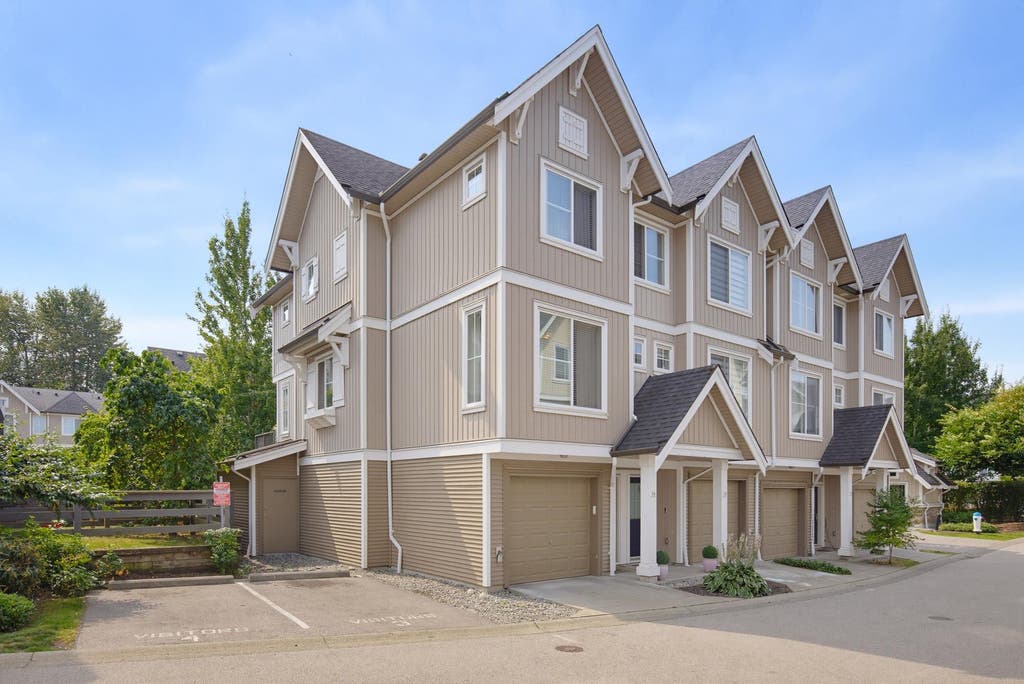 Photo of 31032 Westridge Place #14, Abbotsford, BC V3T 0C6 (MLS # R3158050)