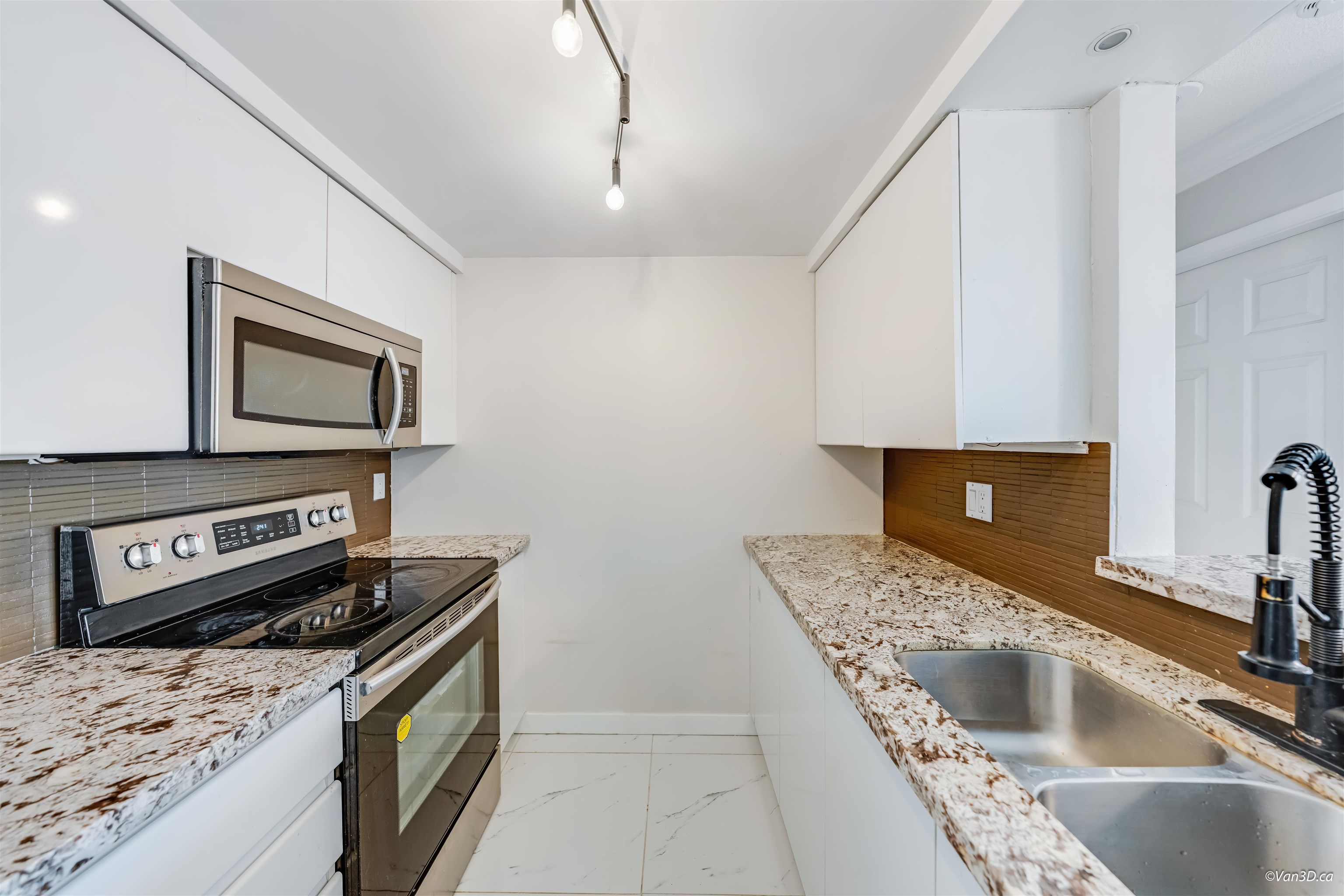 9603 Manchester Drive 2401