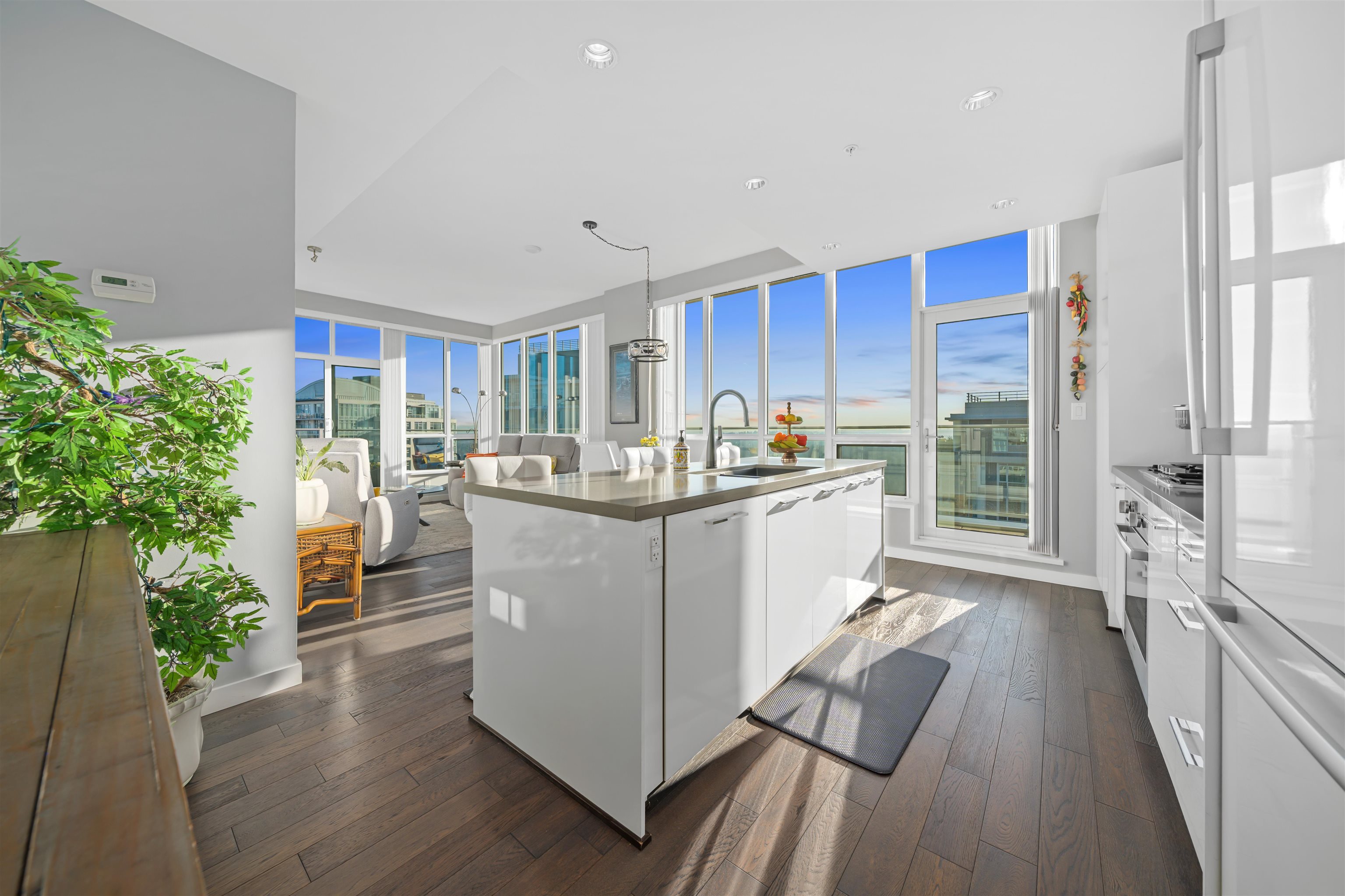 3093 Windsor Gate 2903