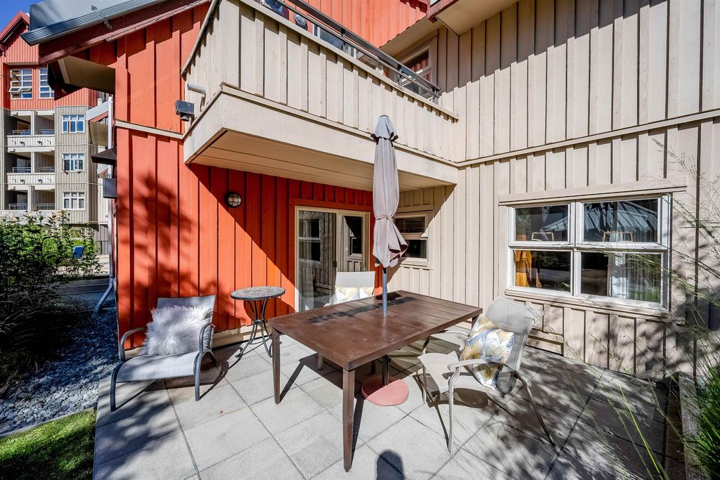 listing image 1101040063292992174