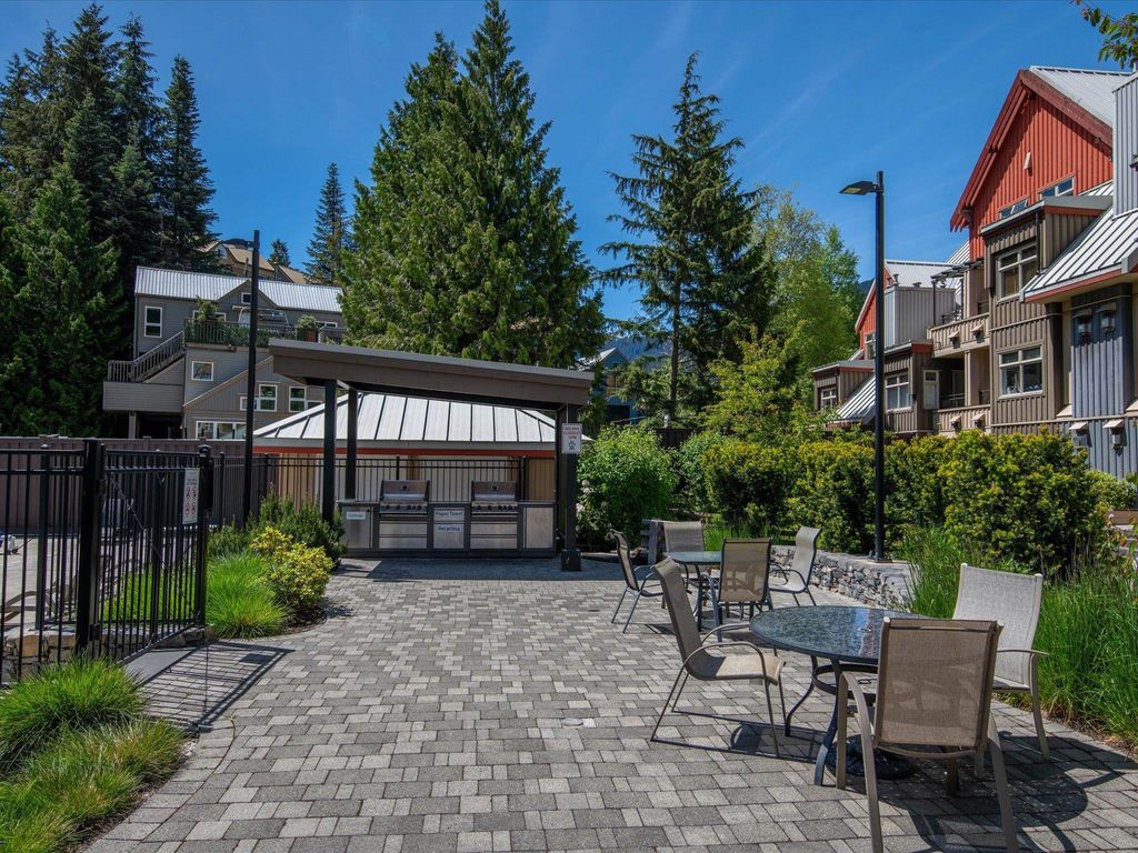 listing image 1105338187917822506