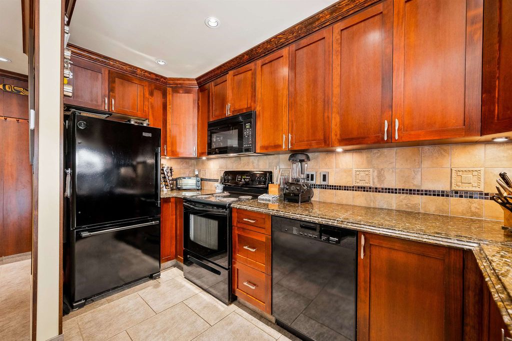 listing image 1108422803062247259