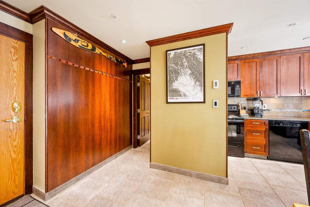listing image 1106630258439735399