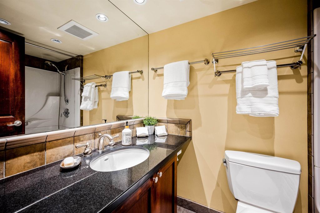 listing image 1100896236652051649