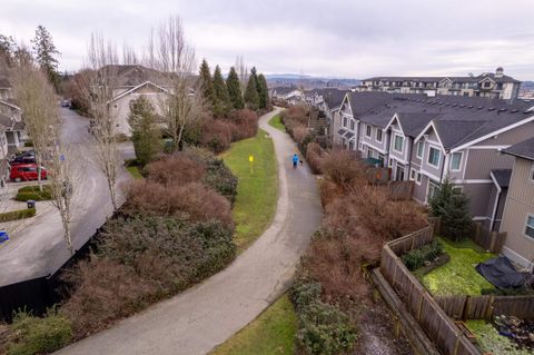 20487 65 Avenue 83 Langley BC V2Y 3K8