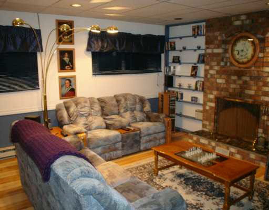 listing image 1106118300161266739