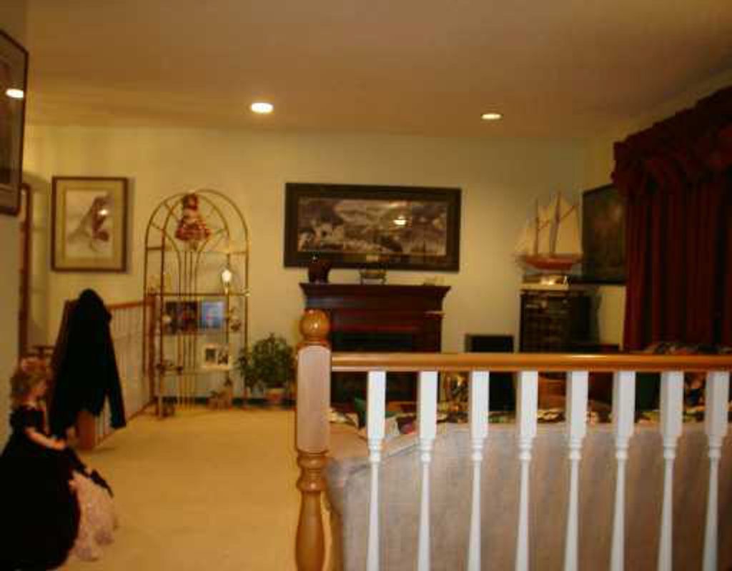 listing image 1102864170618688060