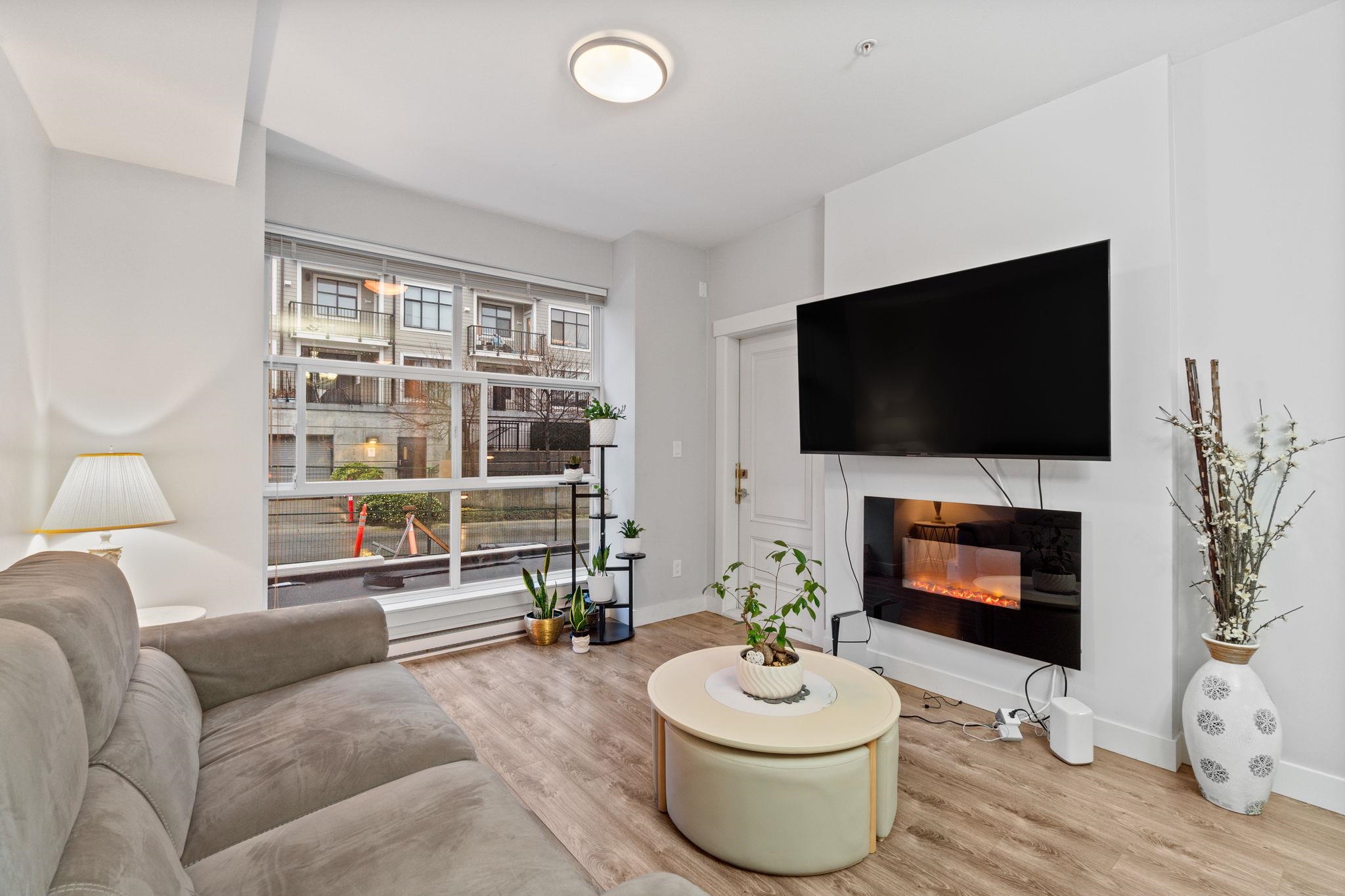 827 Roderick Avenue 208