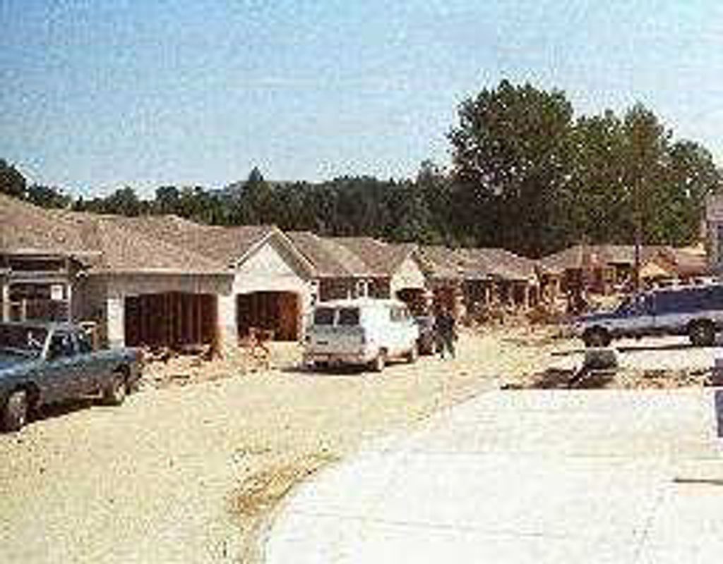 listing image 1102153898489207366