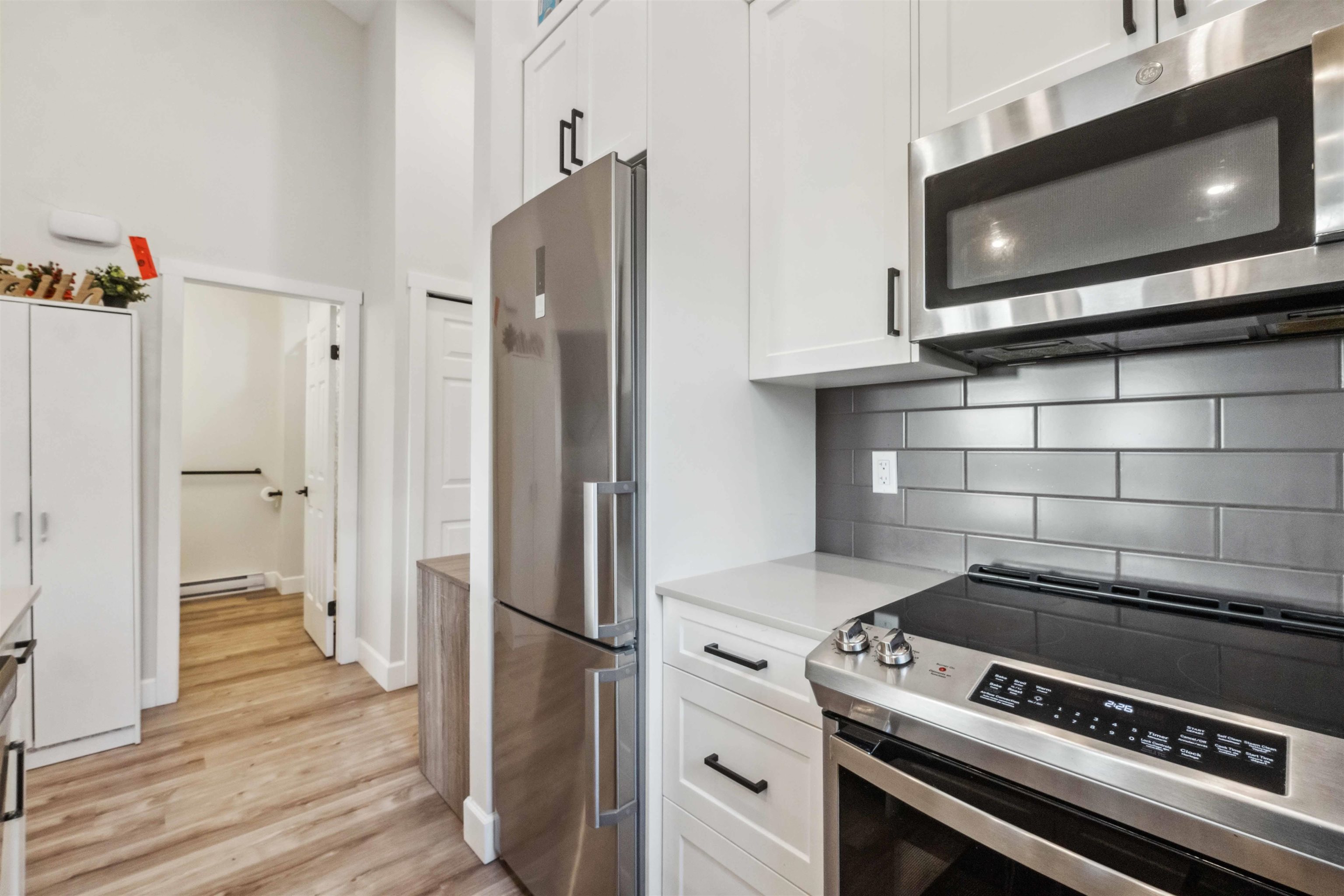 11726 225 Street 306