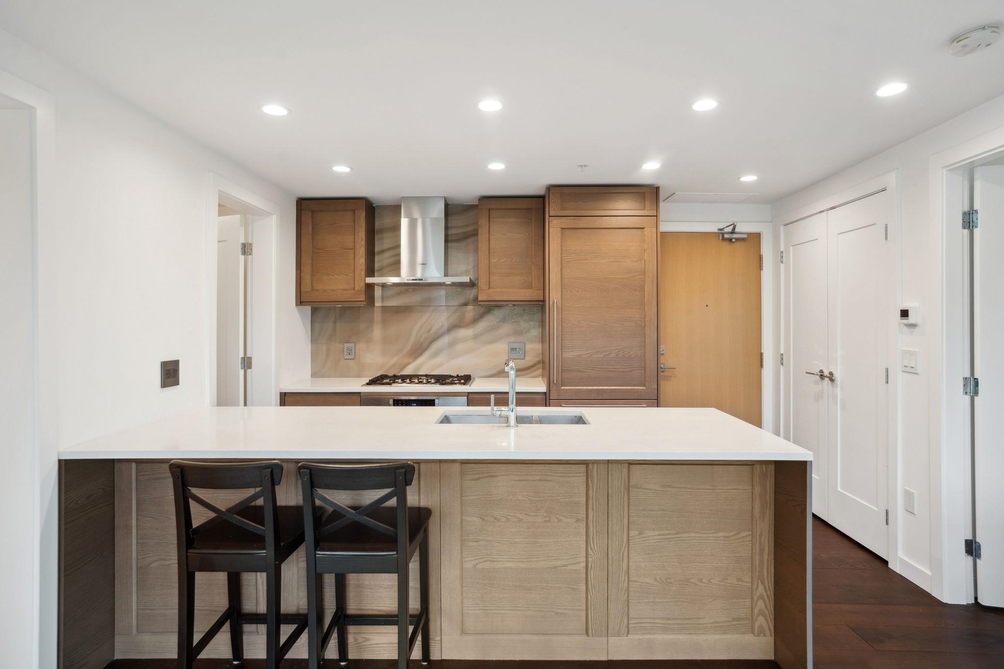 5629 Birney Avenue 1604