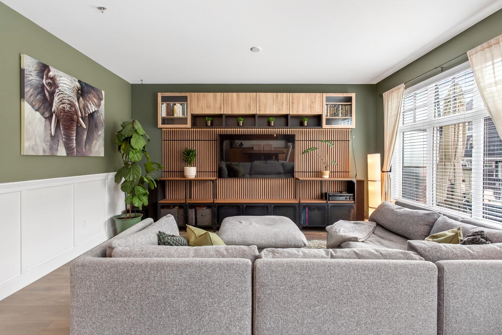 1290 Mitchell Street 164