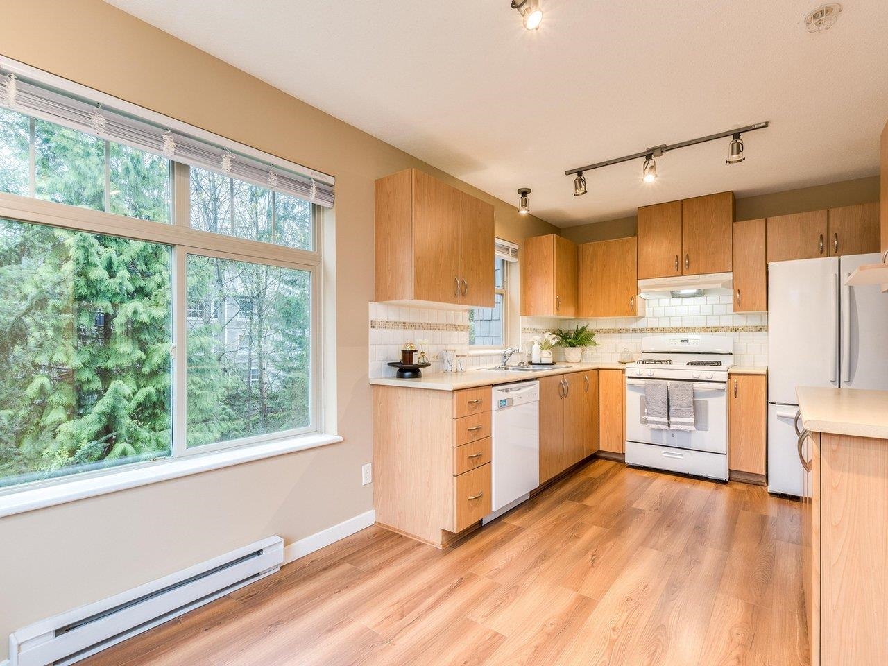 2988 Silver Springs Boulevard 304