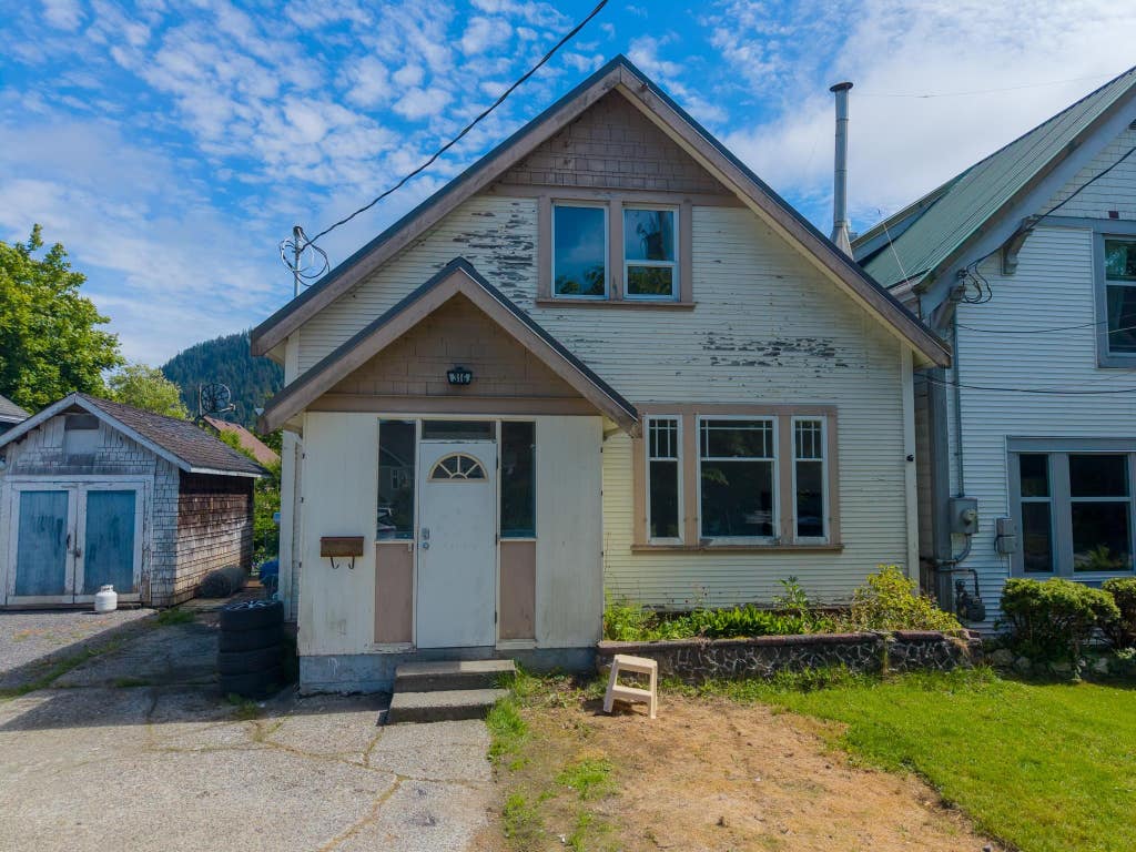 316 E 5TH AVENUE