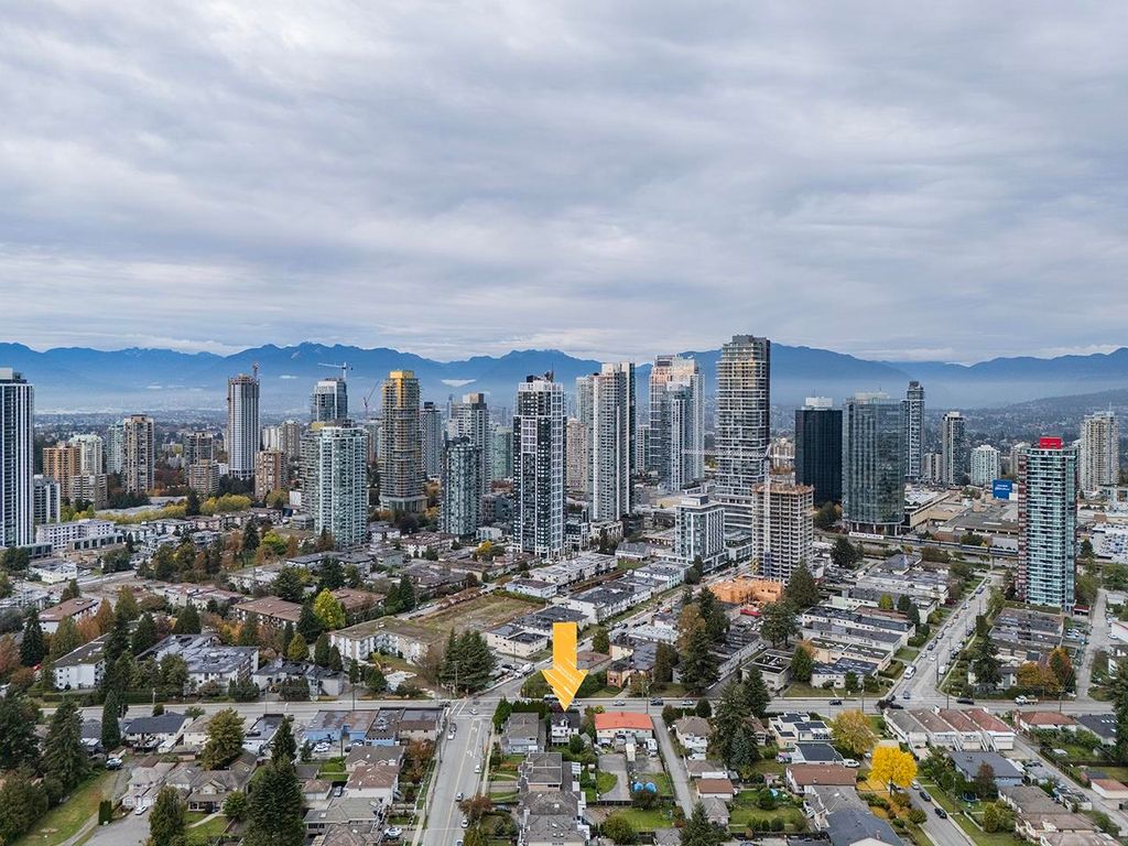listing image 1104463448450525122