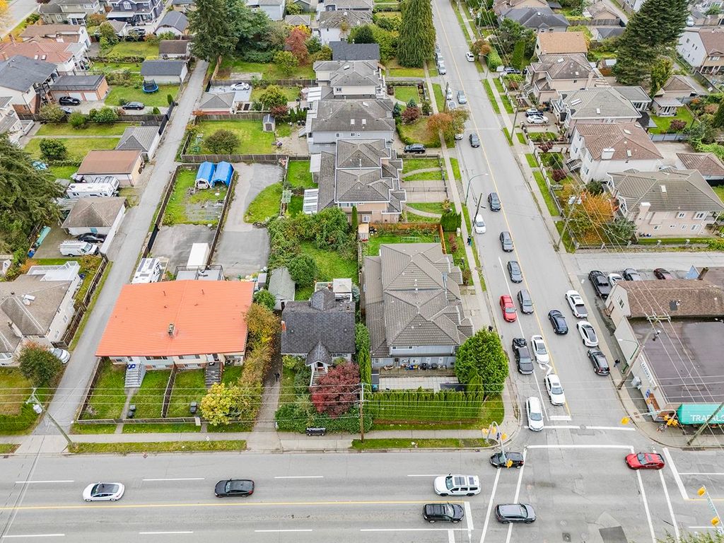 listing image 1103724933208812756