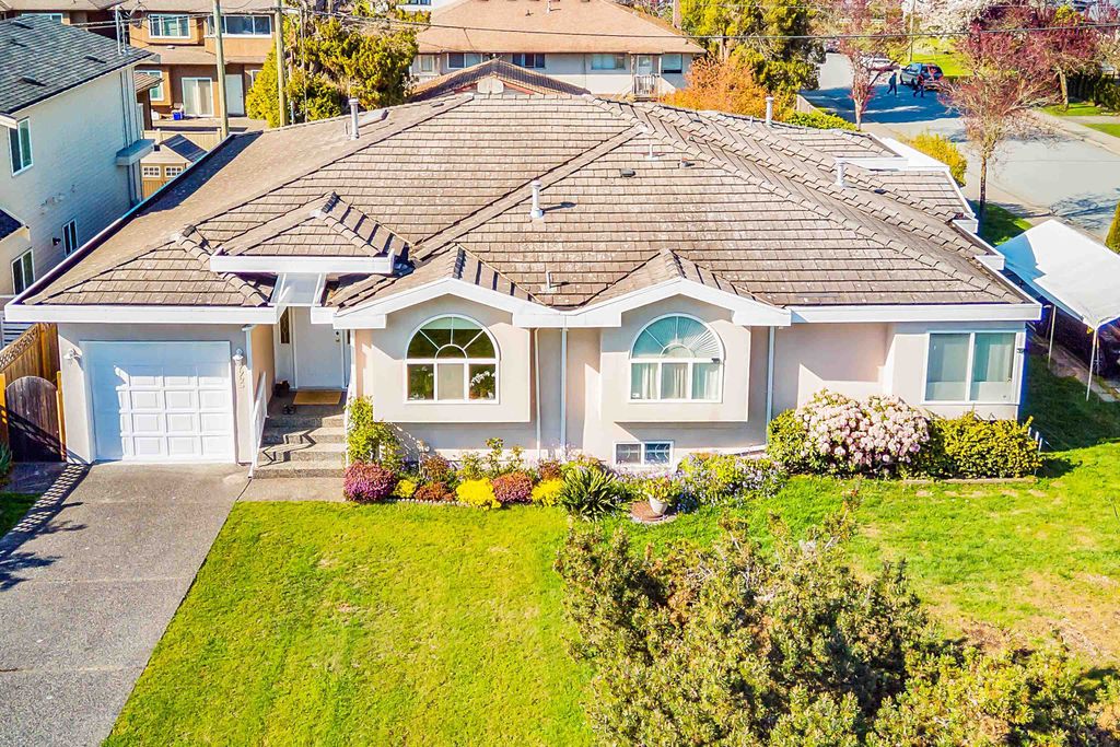 listing image 1104898704198931258
